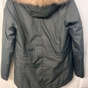Women's Columbia Winter Jacket with Faux Fur Trim